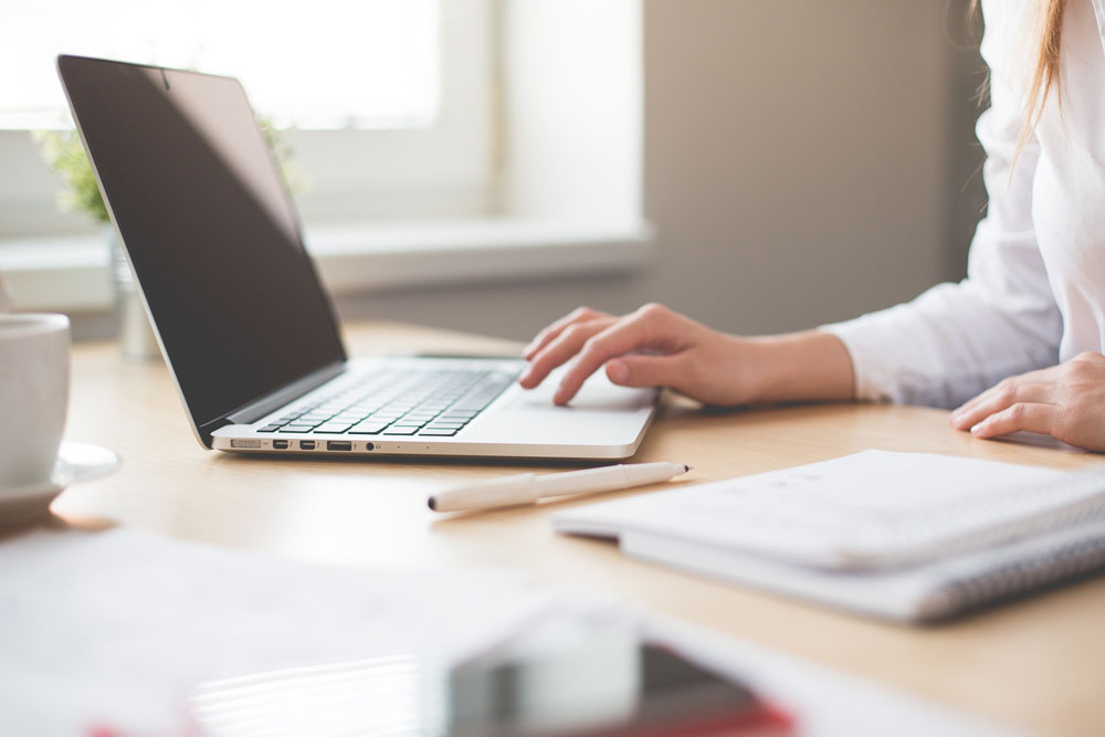 Création de site web : pourquoi confier votre projet à une experte freelance ?